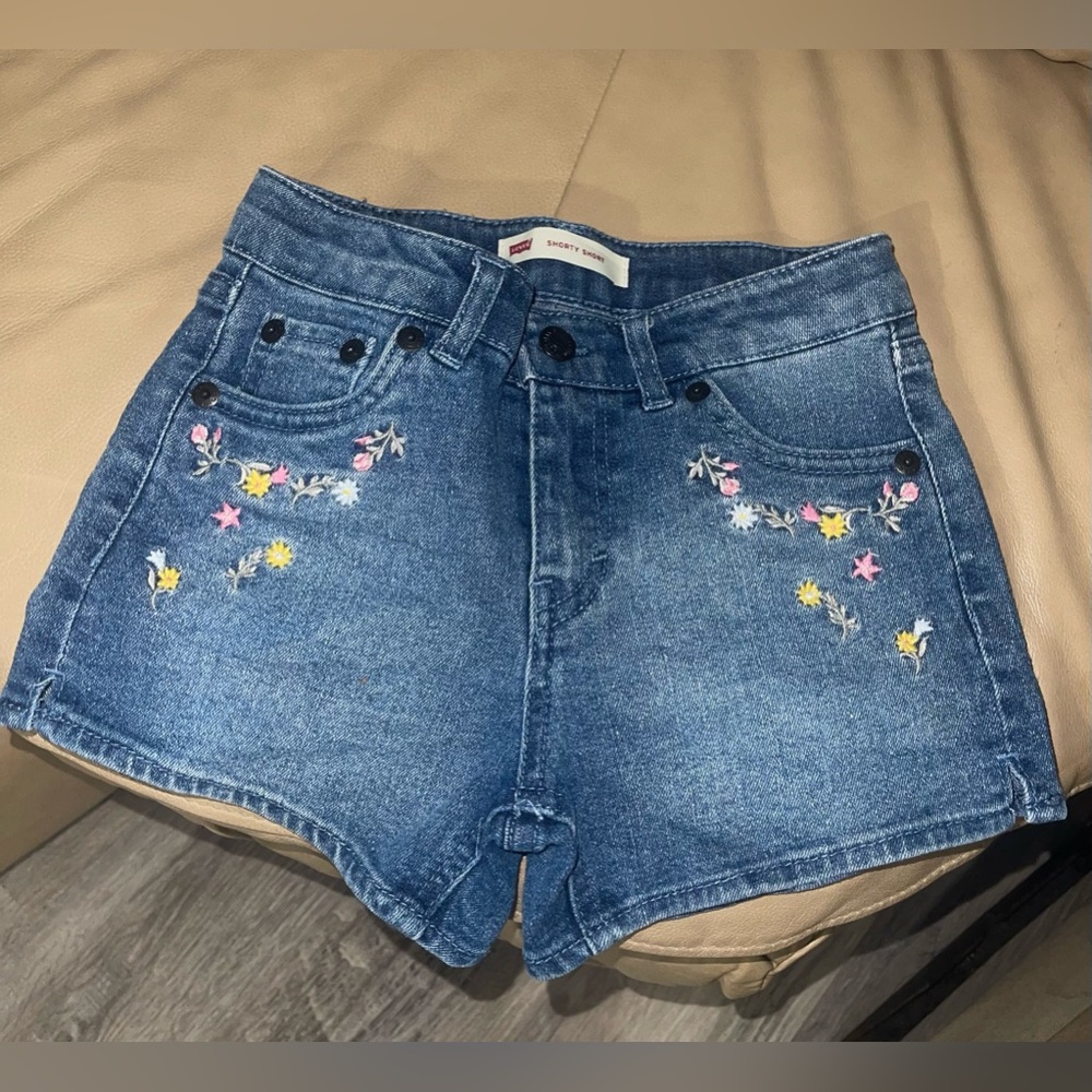 Levi’s Girls Denim Shorts - Size 6X REG